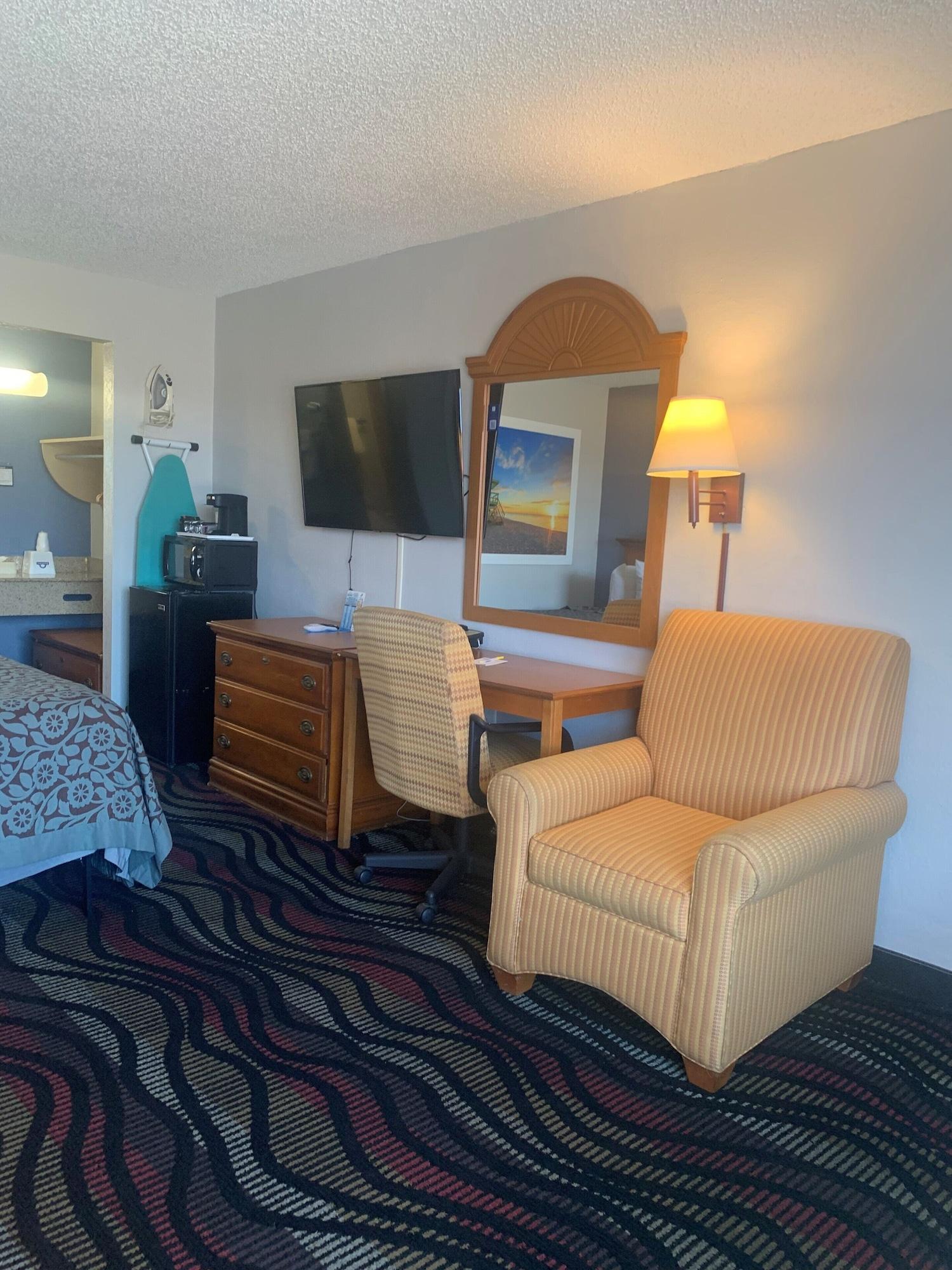 Days Inn By Wyndham Fort Myers Exteriér fotografie