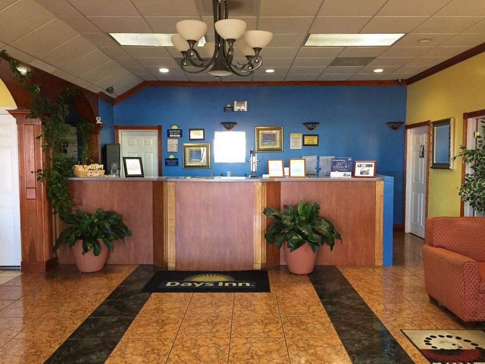 Days Inn By Wyndham Fort Myers Exteriér fotografie